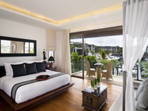 Water front living in a super deluxe 4 bed room villa