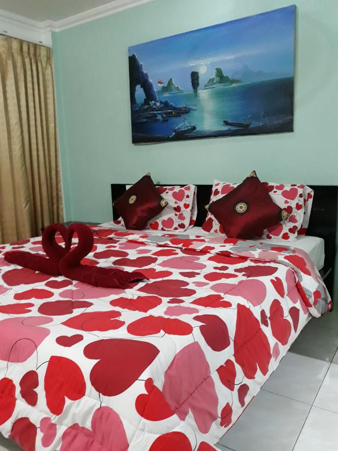 6 room guest house is located in Patong