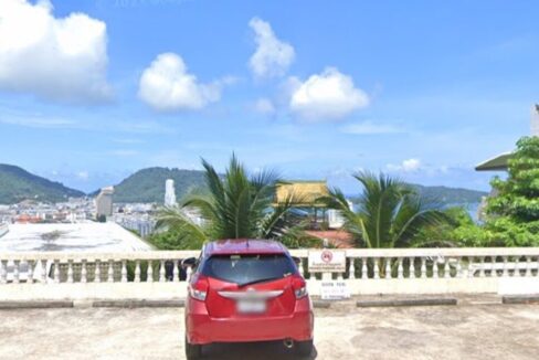 2 bedroom apartment with pool in Patong